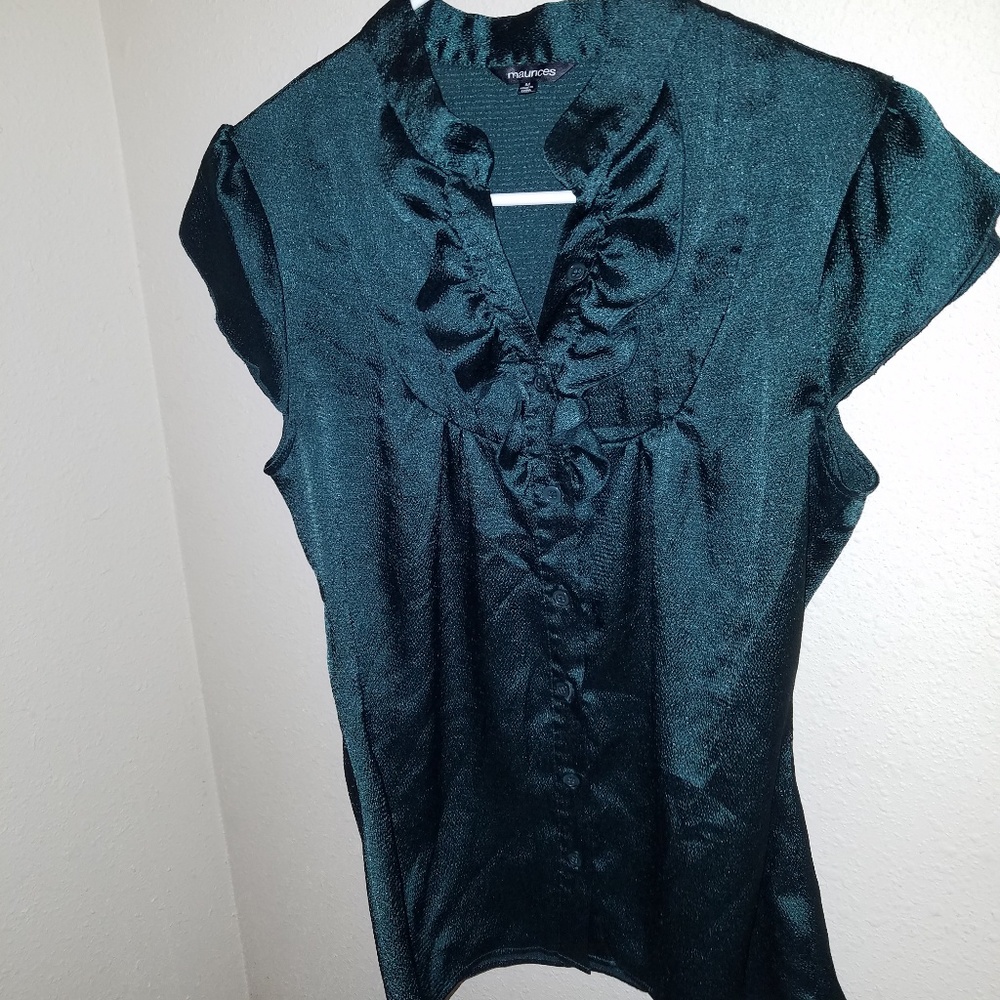 Maurices dress shirt size med